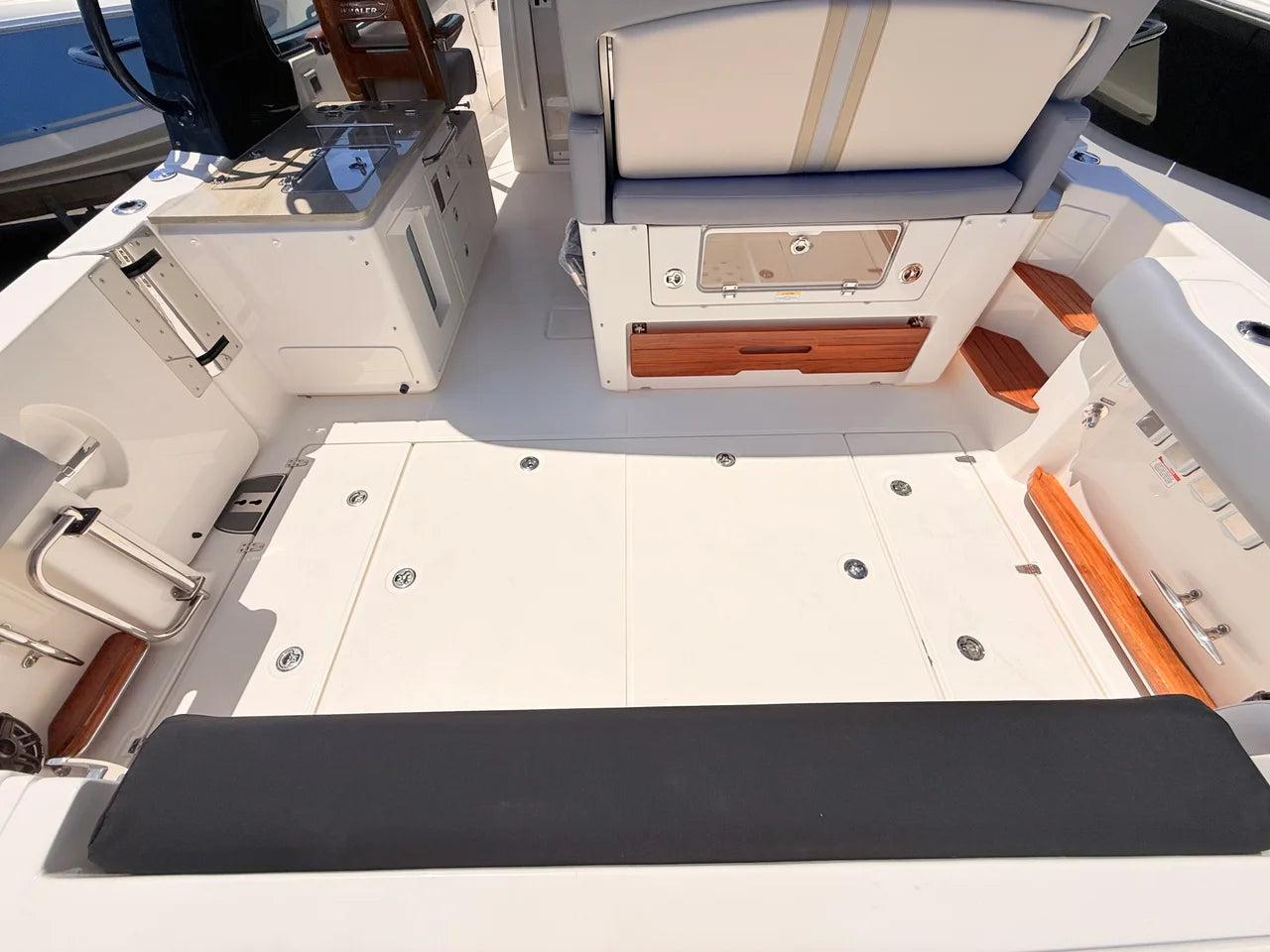 2026 Boston Whaler 380 Realm 38.0 feet, Clearwater, Florida #14