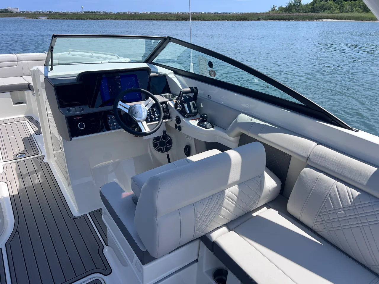 2026 Sea Ray SDX 290 Outboard 29.0 feet, Clearwater, Florida #23