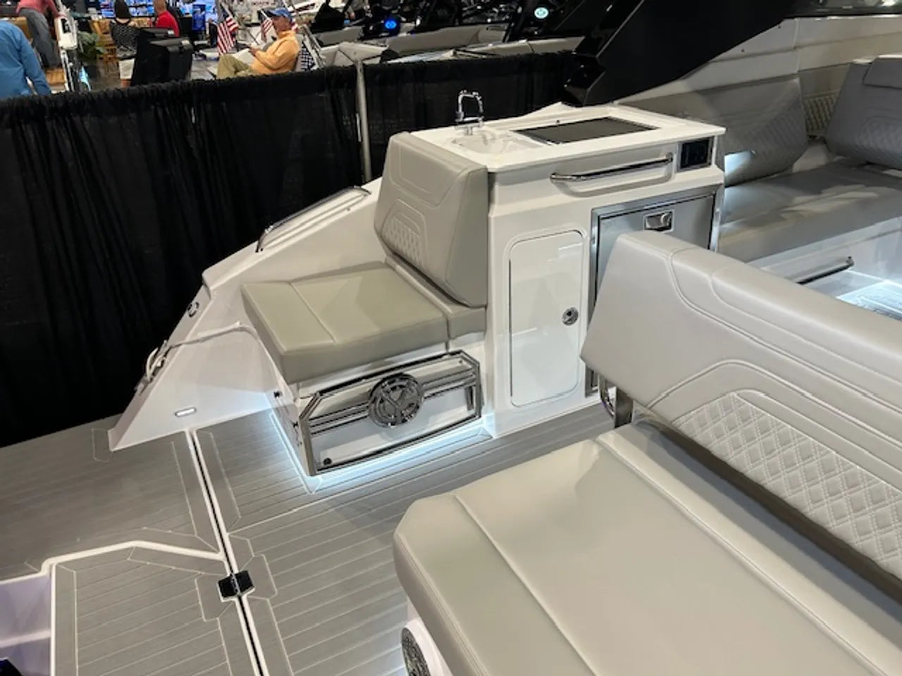 2026 Cruisers Yachts 34 GLS Outboard 34.0 feet, Clearwater, Florida #14