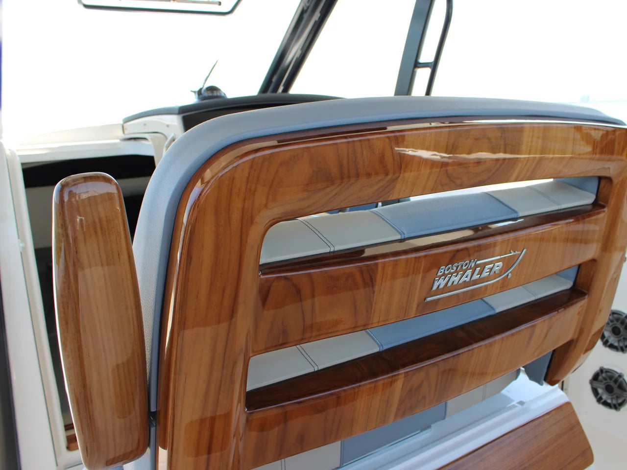 2026 Boston Whaler 350 Realm 35.0 feet, Clearwater, Florida #57