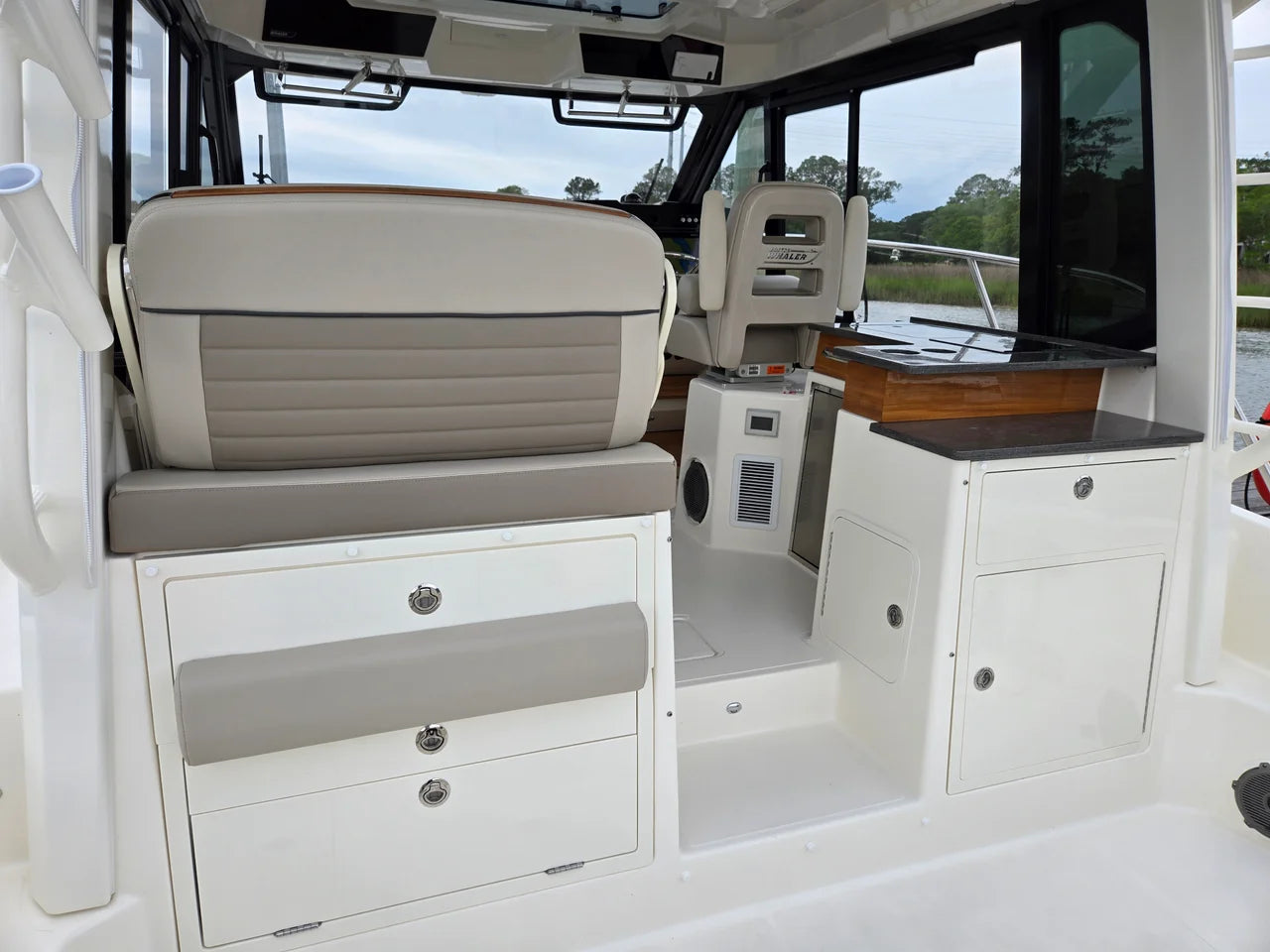2026 Boston Whaler 365 Conquest 36.0 feet, Clearwater, Florida #21