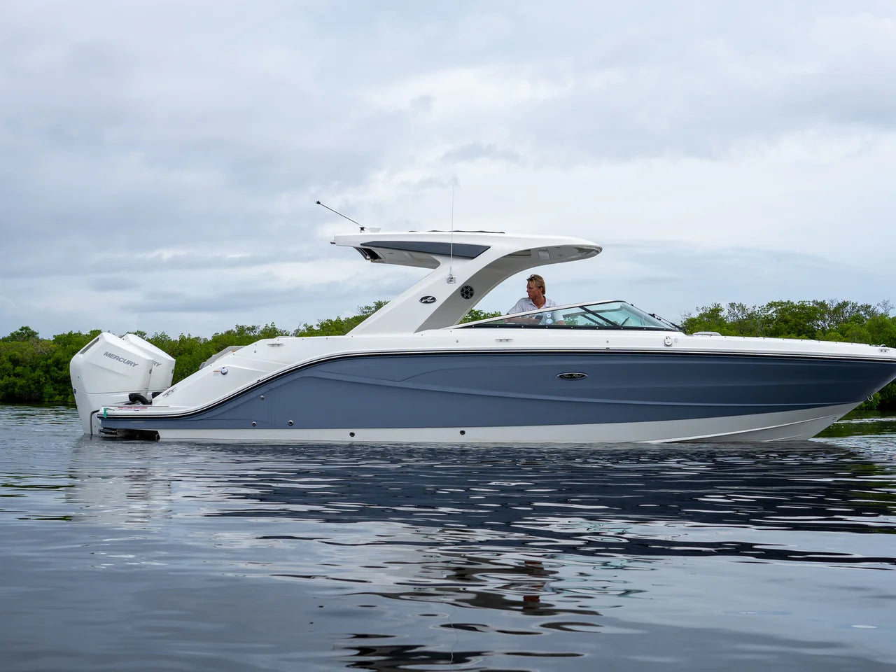 2027 Sea Ray SLX 310 Outboard 31.0 feet, Clearwater, Florida #28