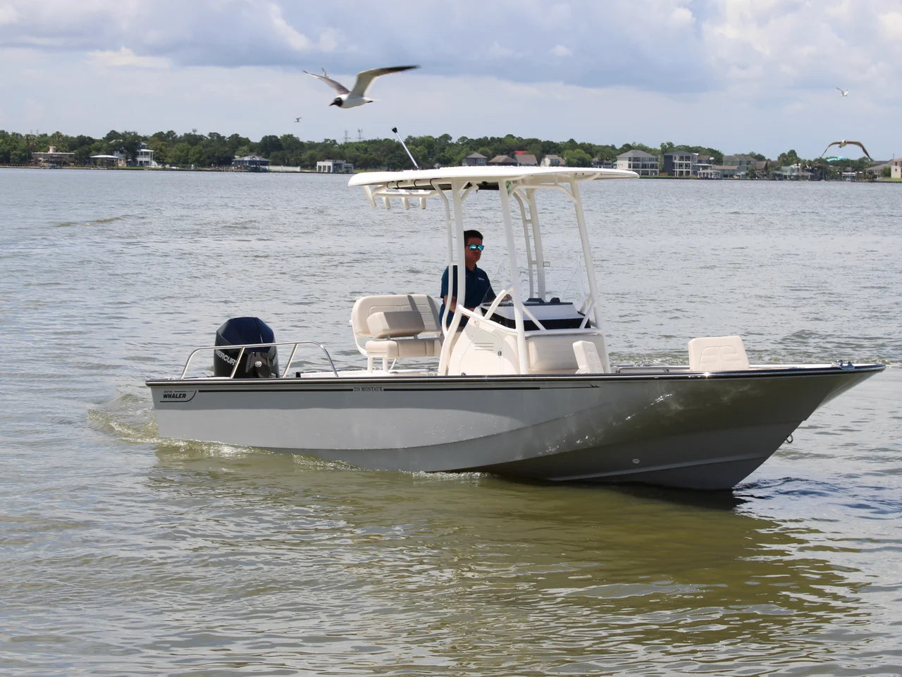 2026 Boston Whaler 210 Montauk 21.0 feet, Clearwater, Florida #10