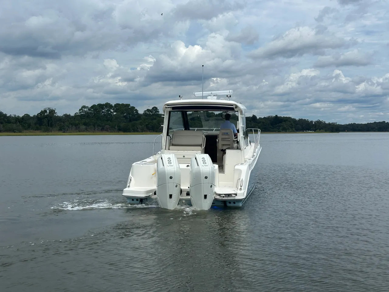 2025 Boston Whaler 325 Conquest 32.0 feet, Clearwater, Florida #4