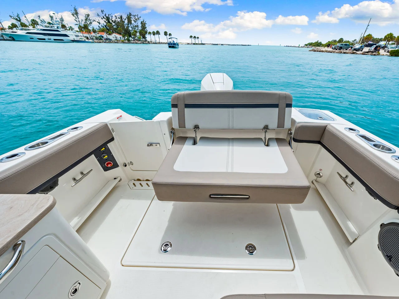 2026 Boston Whaler 240 Vantage 24.0 feet, Clearwater, Florida #46