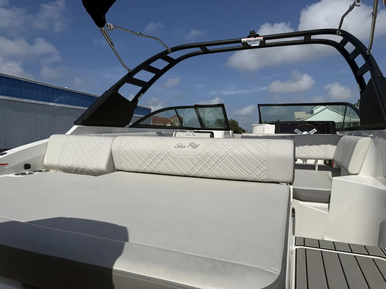 2026 Sea Ray SDX 250 Outboard 25.0 feet, Clearwater, Florida #5