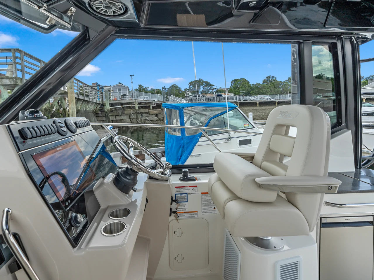 2026 Boston Whaler 325 Conquest 32.0 feet, Clearwater, Florida #23