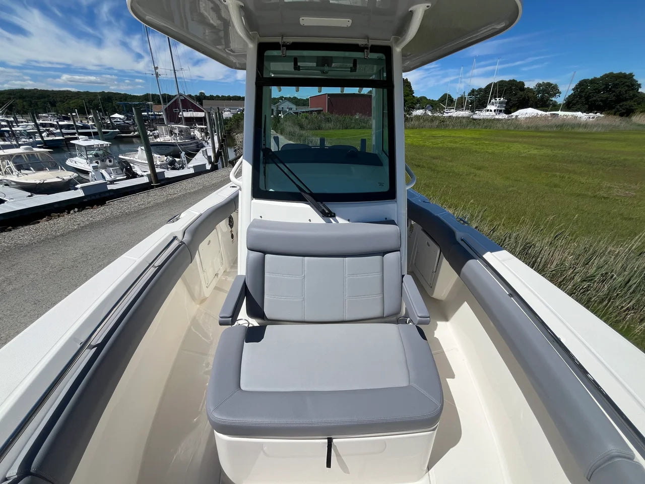 2026 Boston Whaler 250 Outrage 25.0 feet, Clearwater, Florida #20