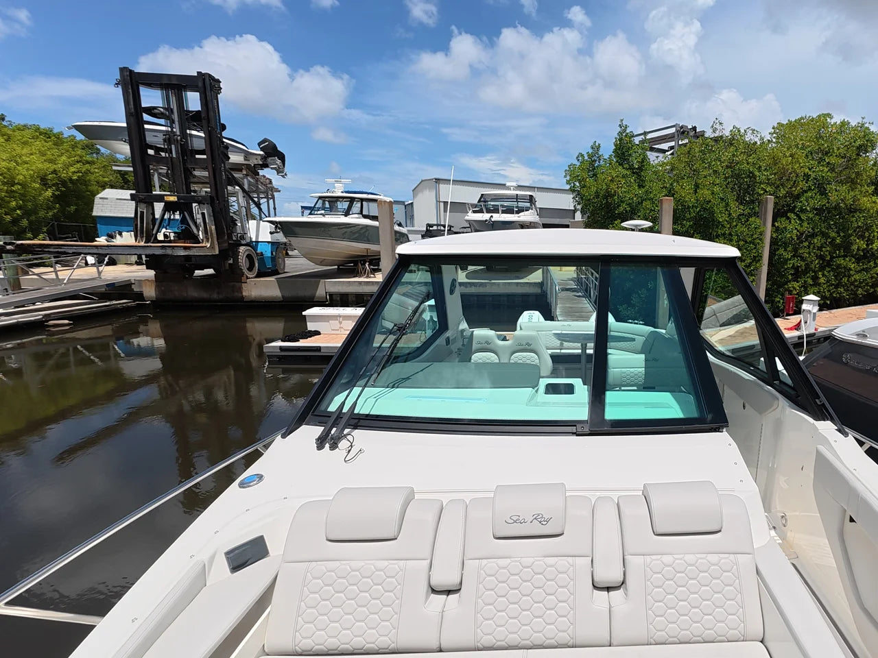 2026 Sea Ray Sundancer 320 Outboard 32.0 feet, Clearwater, Florida #41