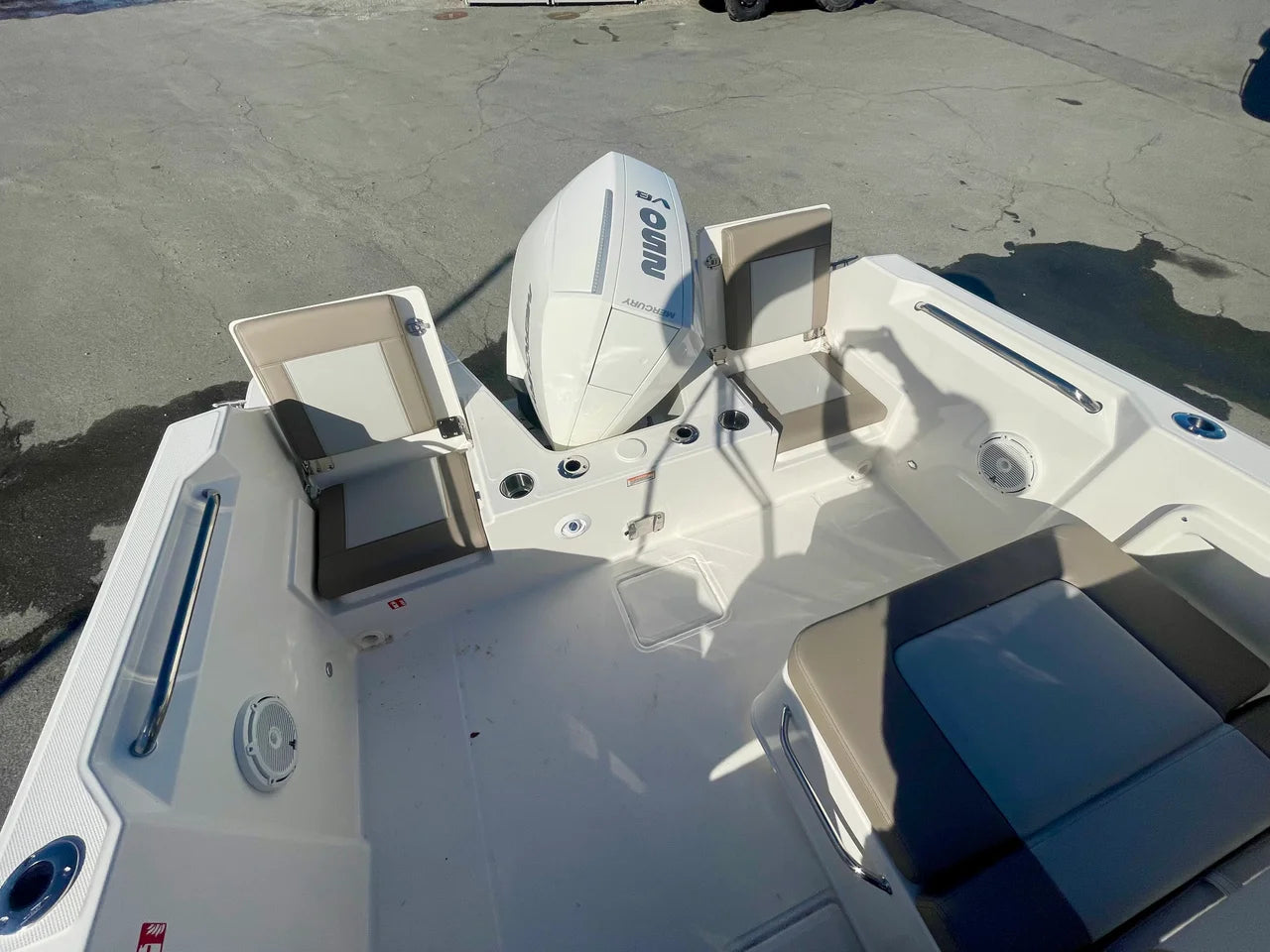2026 Boston Whaler 210 Vantage 21.0 feet, Clearwater, Florida #5