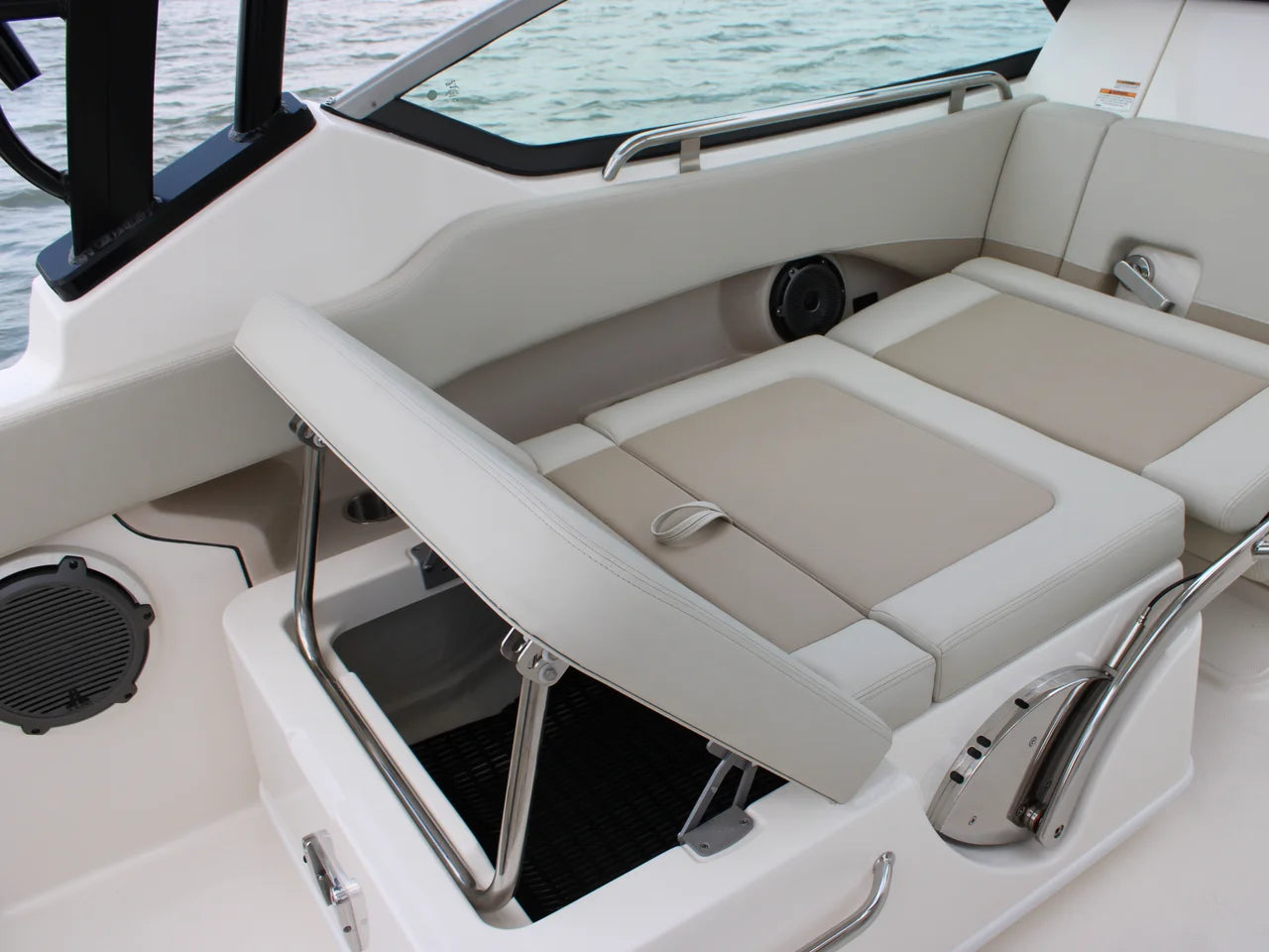 2026 Boston Whaler 240 Vantage 24.0 feet, Clearwater, Florida #37