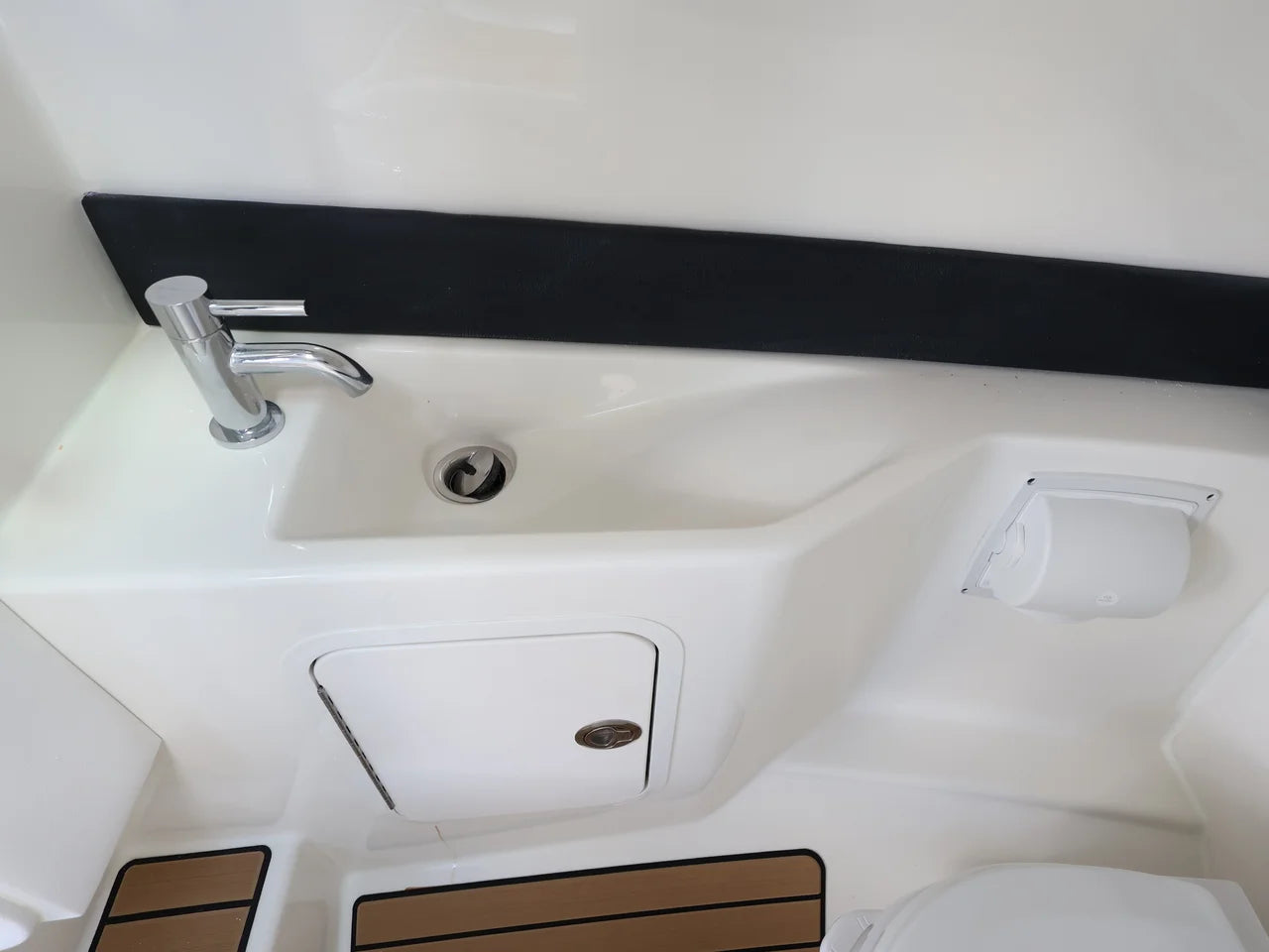 2027 Sea Ray SLX 260 Outboard 26.0 feet, Clearwater, Florida #25