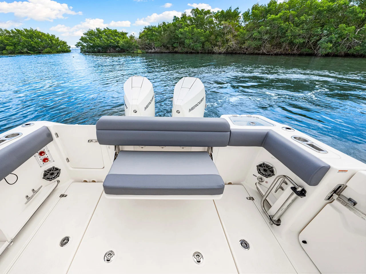 2026 Boston Whaler 280 Outrage 28.0 feet, Clearwater, Florida #44