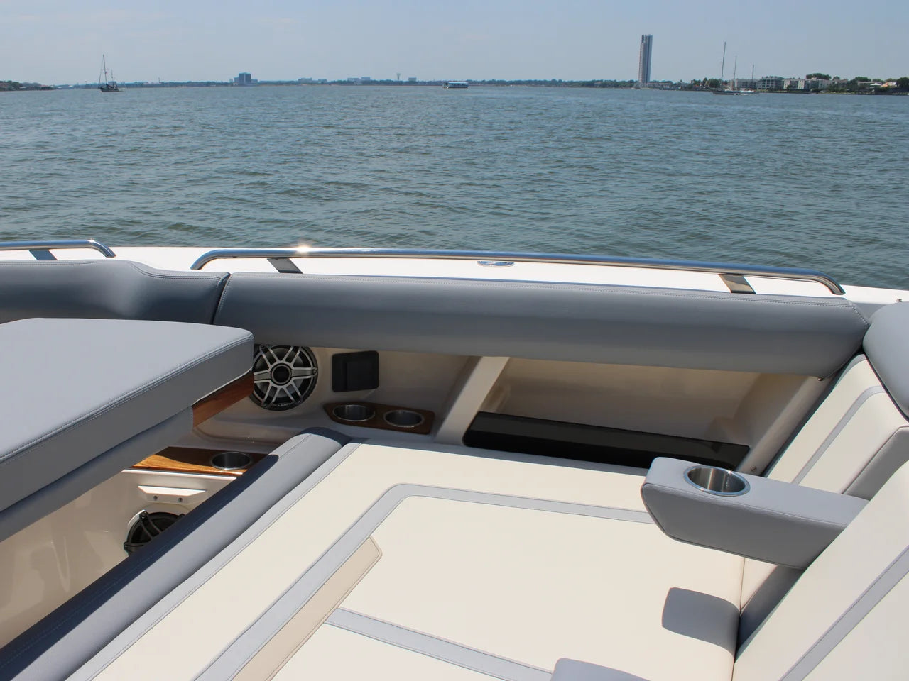 2026 Boston Whaler 350 Realm 35.0 feet, Clearwater, Florida #21
