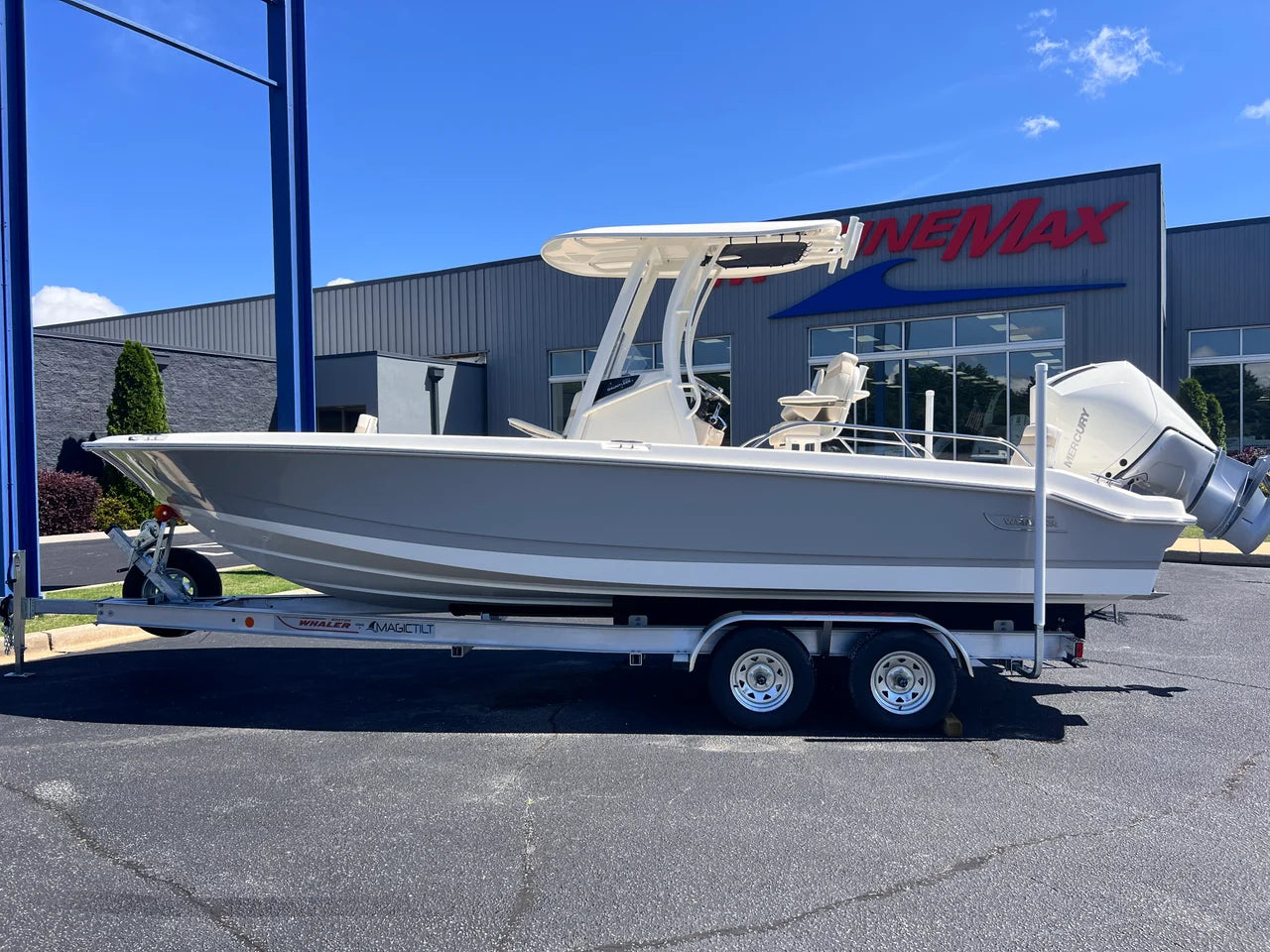 2026 Boston Whaler 250 Dauntless 25.0 feet, Clearwater, Florida #2