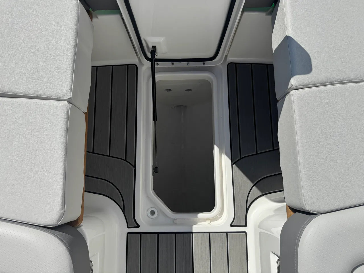 2026 Sea Ray SLX 350 35.0 feet, Clearwater, Florida #47