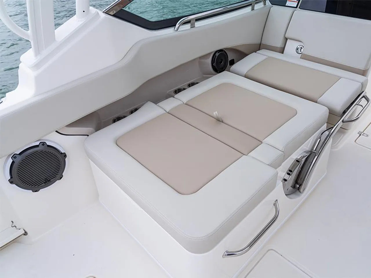 2026 Boston Whaler 240 Vantage 24.0 feet, Clearwater, Florida #87