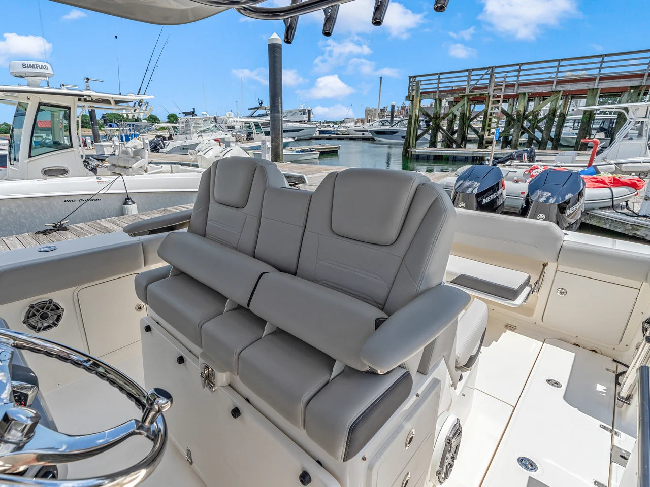 2026 Boston Whaler 330 Outrage 33.0 feet, Clearwater, Florida #17