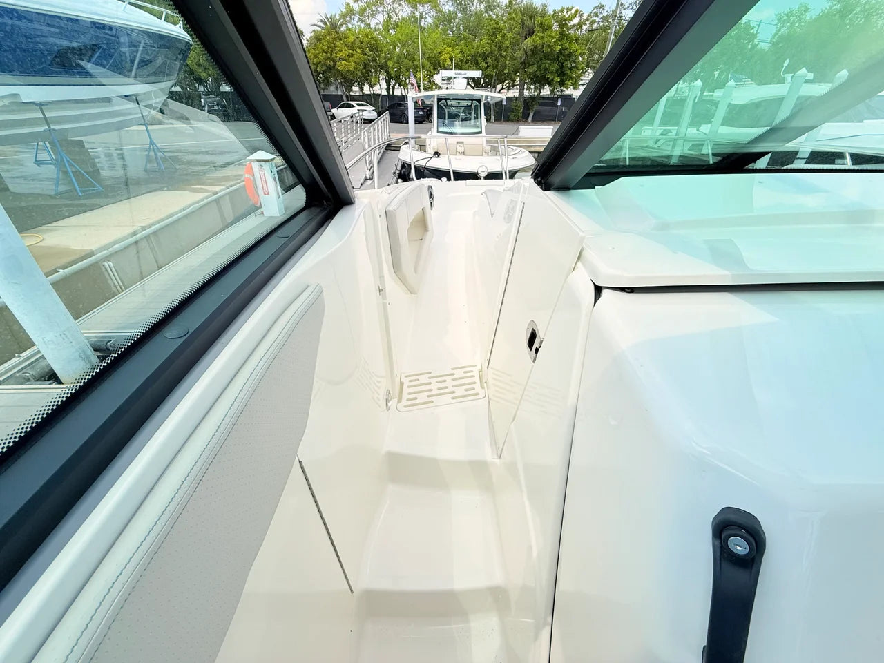 2026 Sea Ray Sundancer 320 Outboard 32.0 feet, Clearwater, Florida #60
