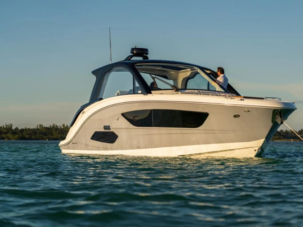 2025 Sea Ray Sundancer 370 Outboard 37.0 feet, Clearwater, Florida #7