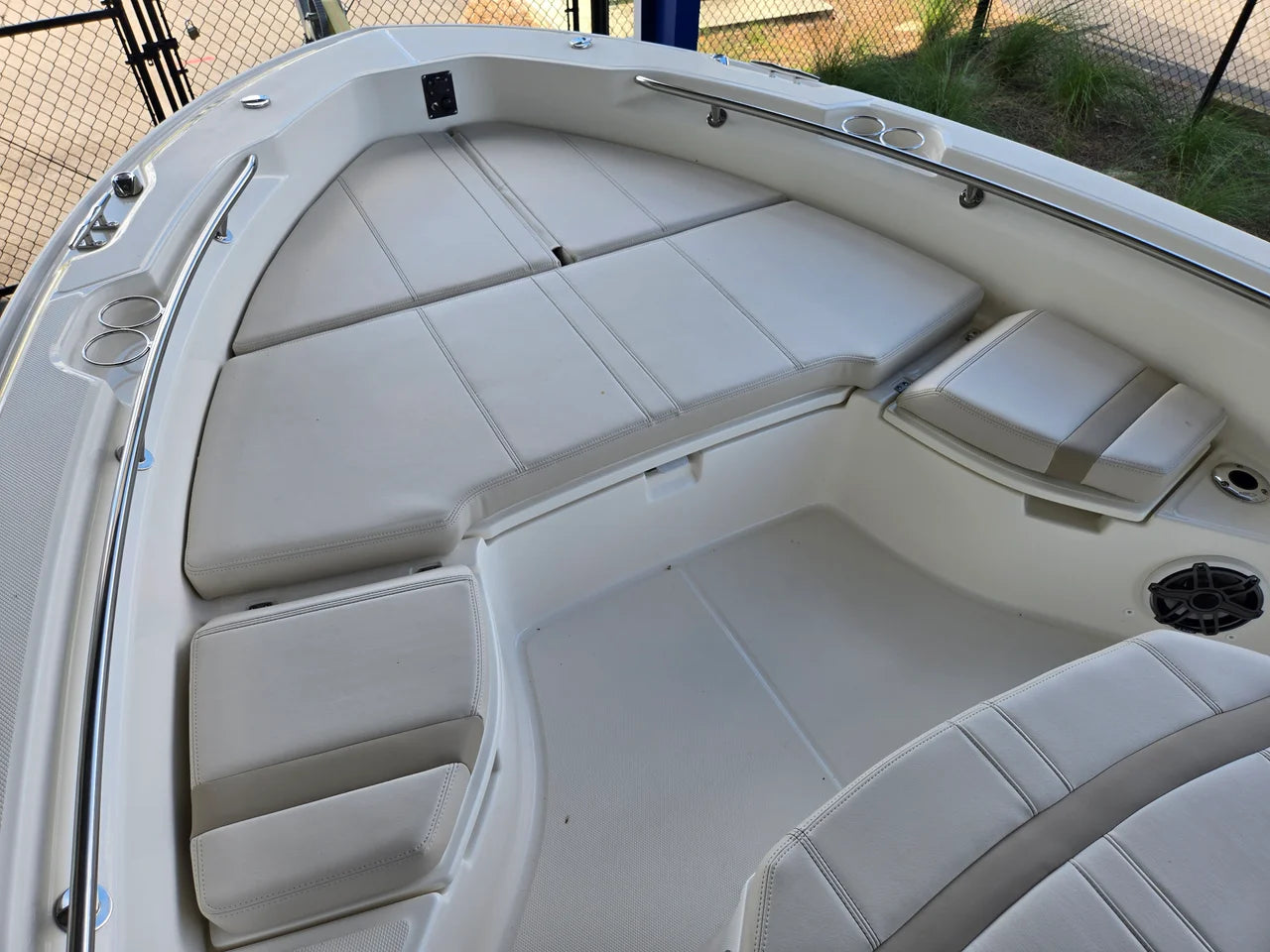 2026 Boston Whaler 250 Dauntless 25.0 feet, Clearwater, Florida #16