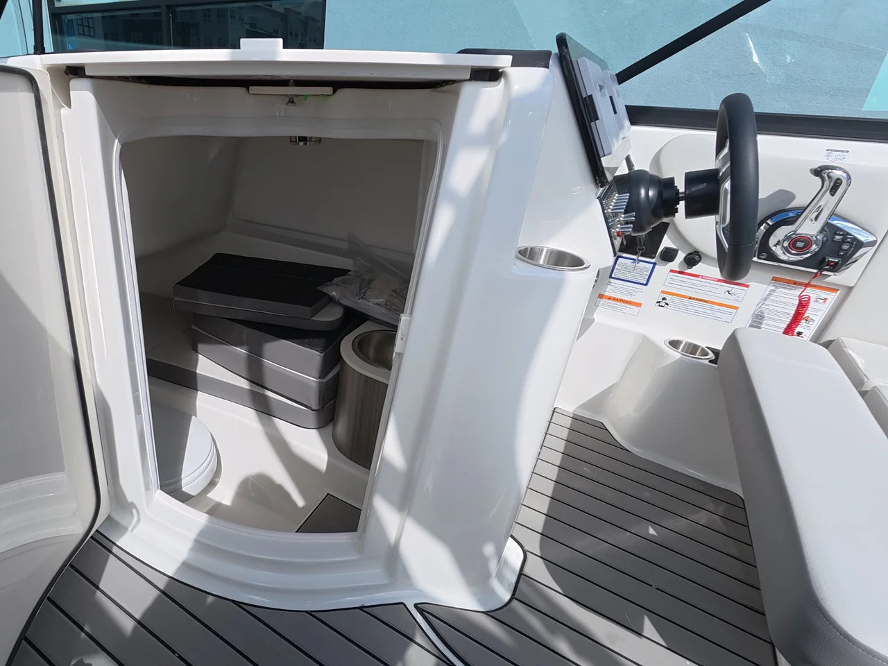 2026 Sea Ray SDX 270 Outboard 27.0 feet, Clearwater, Florida #42