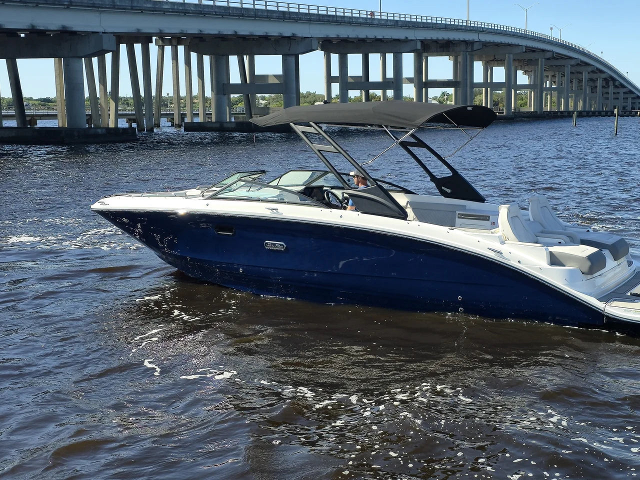 2026 Sea Ray SDX 290 Outboard 29.0 feet, Clearwater, Florida #7