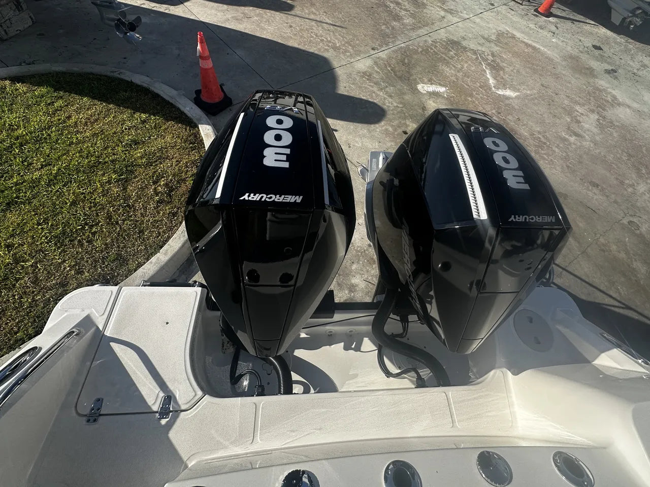 2026 Boston Whaler 280 Outrage 28.0 feet, Clearwater, Florida #8