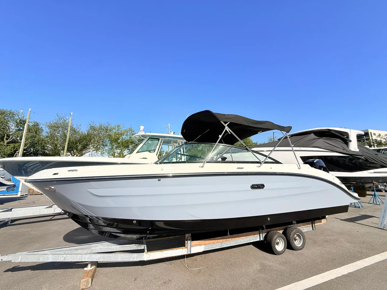 2026 Sea Ray SDX 250 Outboard 25.0 feet, Clearwater, Florida #2
