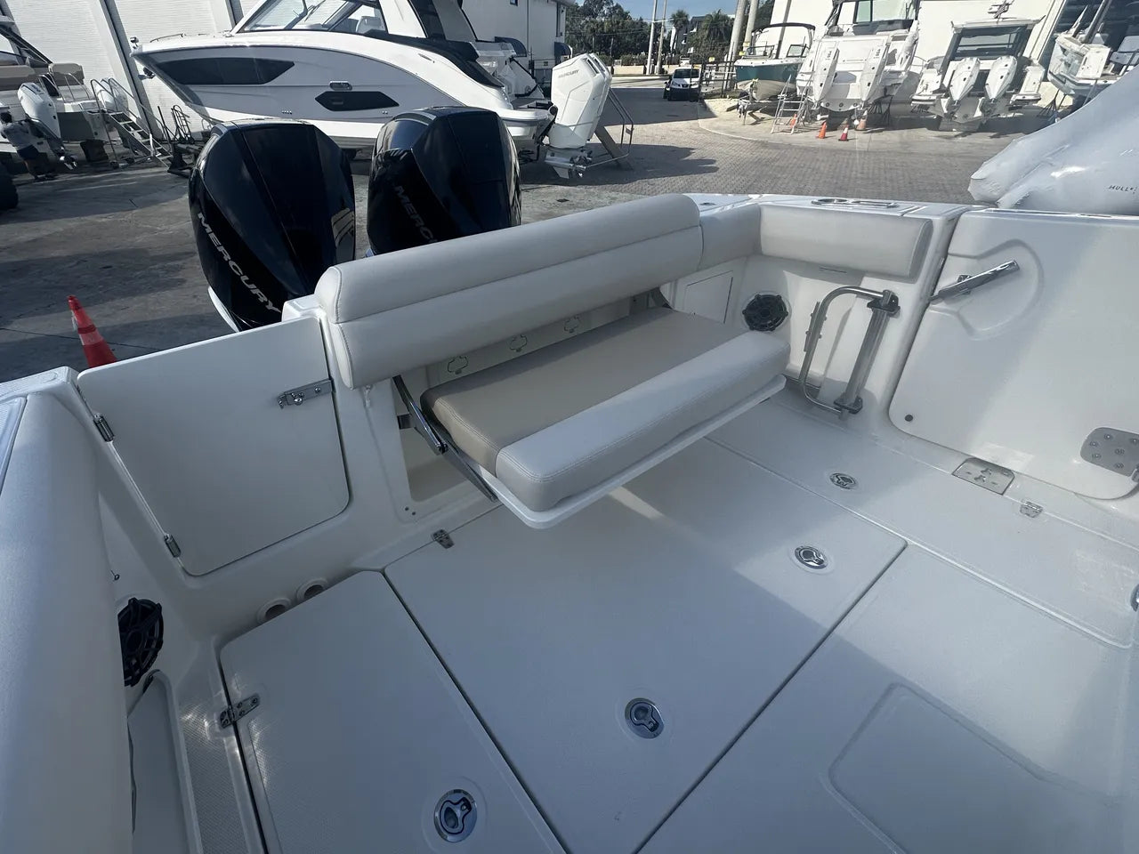 2026 Boston Whaler 280 Outrage 28.0 feet, Clearwater, Florida #10