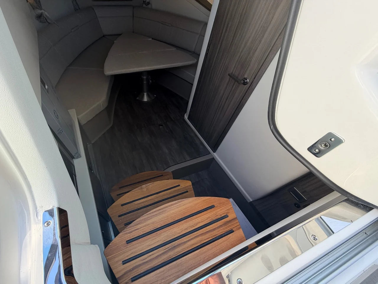 2026 Sea Ray Sundancer 320 Outboard 32.0 feet, Clearwater, Florida #25