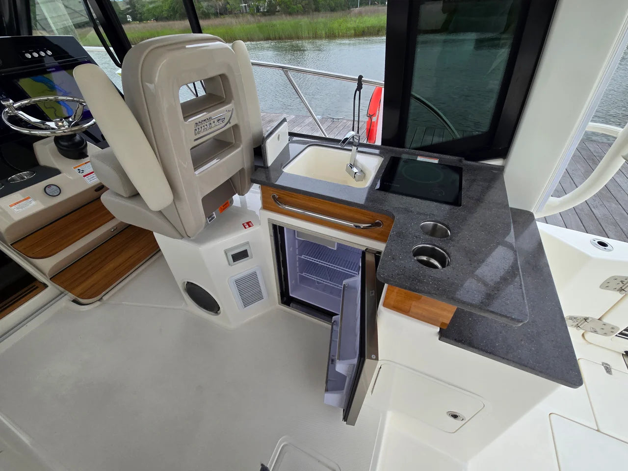 2026 Boston Whaler 365 Conquest 36.0 feet, Clearwater, Florida #23