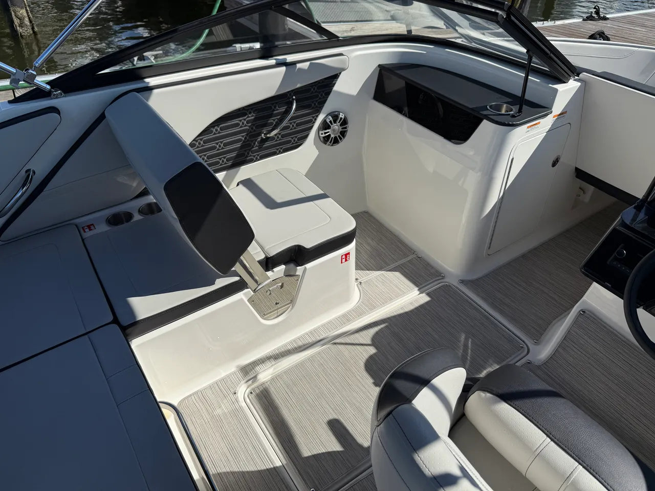 2025 Sea Ray SPX 190 Outboard 19.0 feet, Clearwater, Florida #18