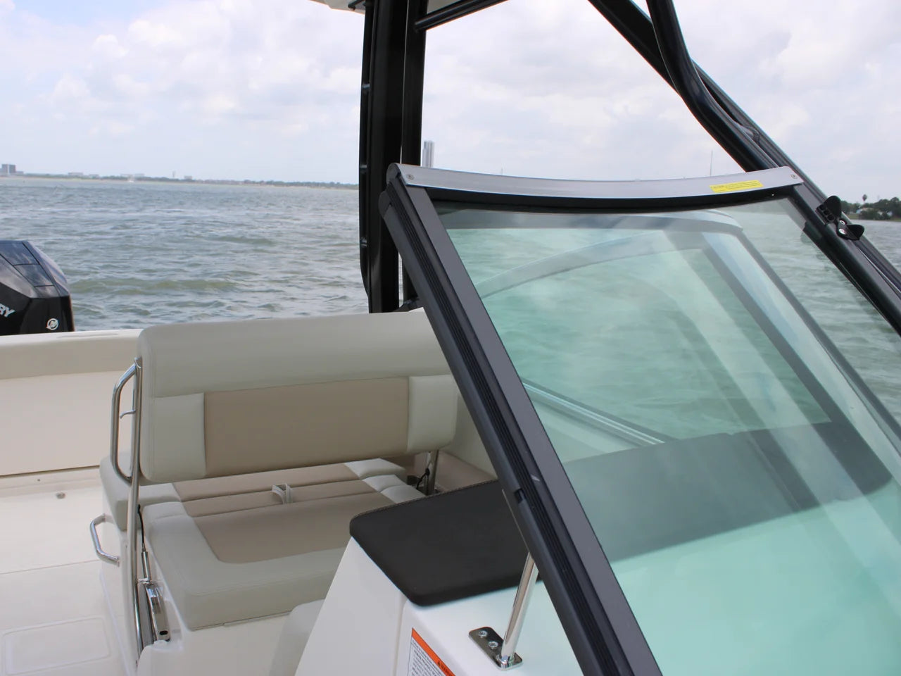 2026 Boston Whaler 240 Vantage 24.0 feet, Clearwater, Florida #23