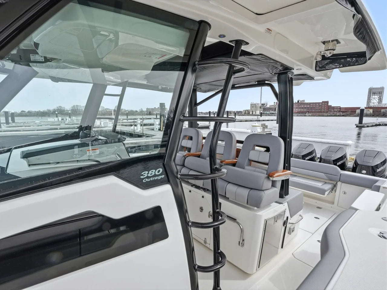 2026 Boston Whaler 380 Outrage 38.0 feet, Clearwater, Florida #9