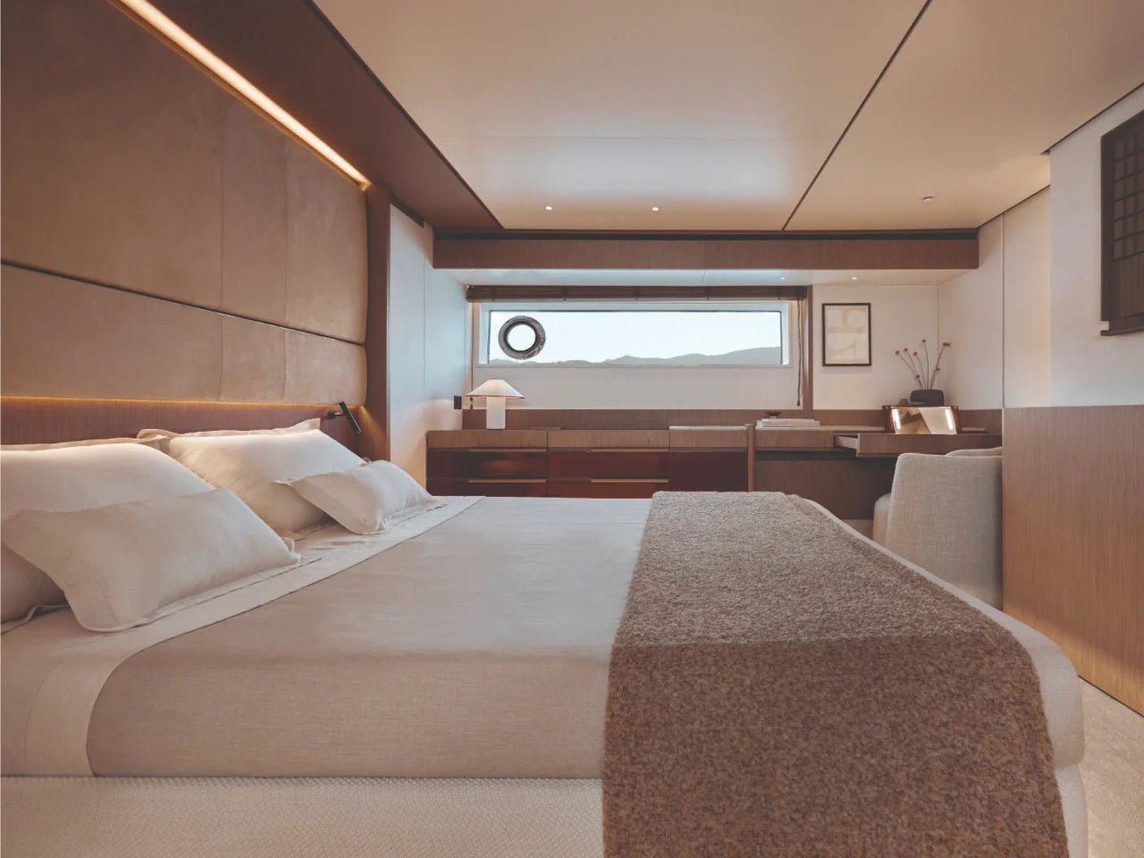 2027 Azimut Fly 82 82.0 feet, Clearwater, Florida #26