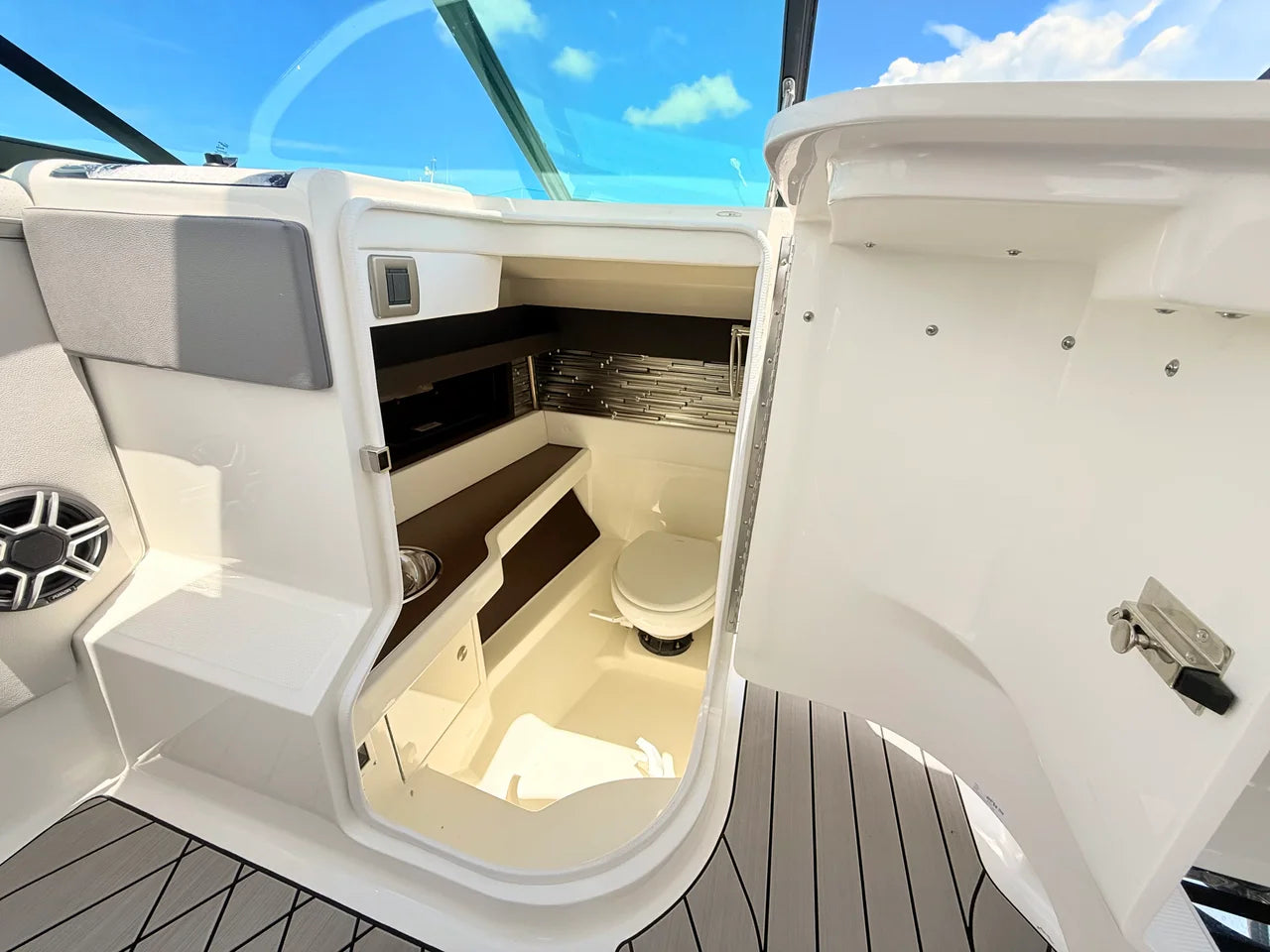 2026 Sea Ray SLX 310 Outboard 31.0 feet, Clearwater, Florida #65