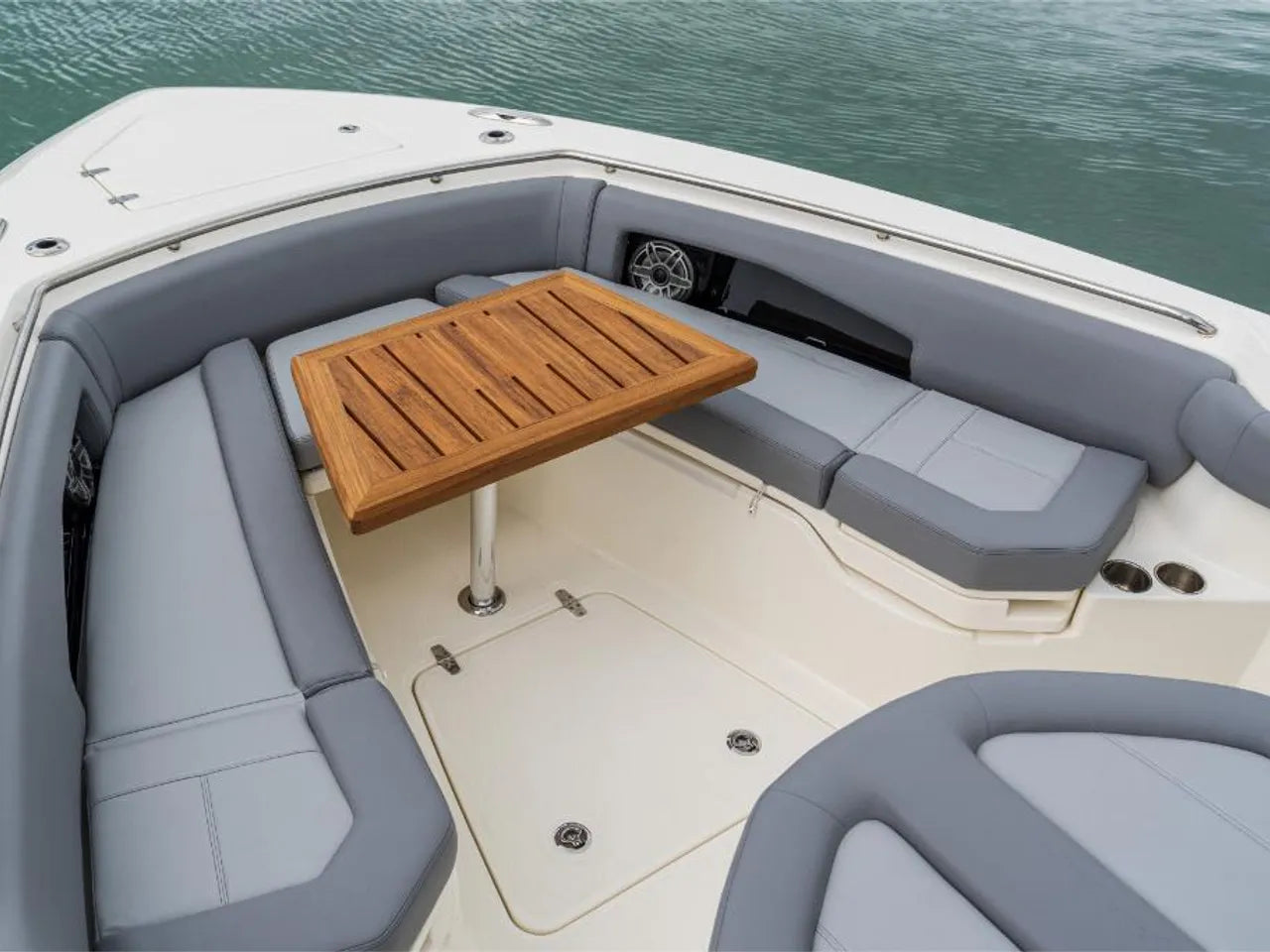 2025 Boston Whaler 360 Outrage 36.0 feet, Clearwater, Florida #62