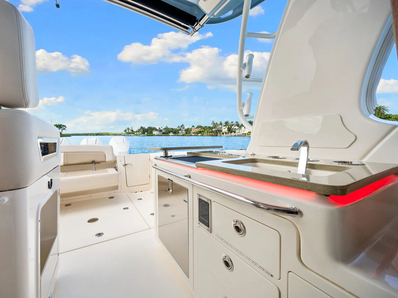 2026 Boston Whaler 380 Realm 38.0 feet, Clearwater, Florida #47