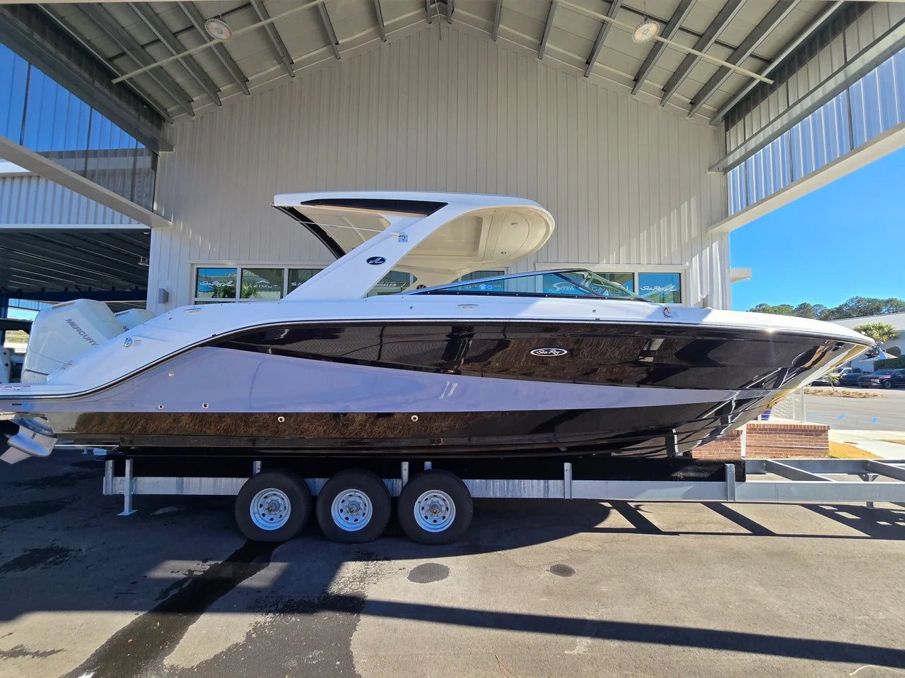 2026 Sea Ray SLX 310 Outboard 31.0 feet, Clearwater, Florida #2