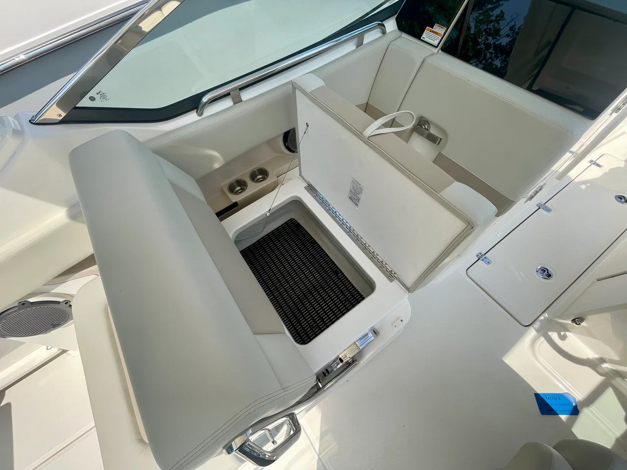 2026 Boston Whaler 240 Vantage 24.0 feet, Clearwater, Florida #11