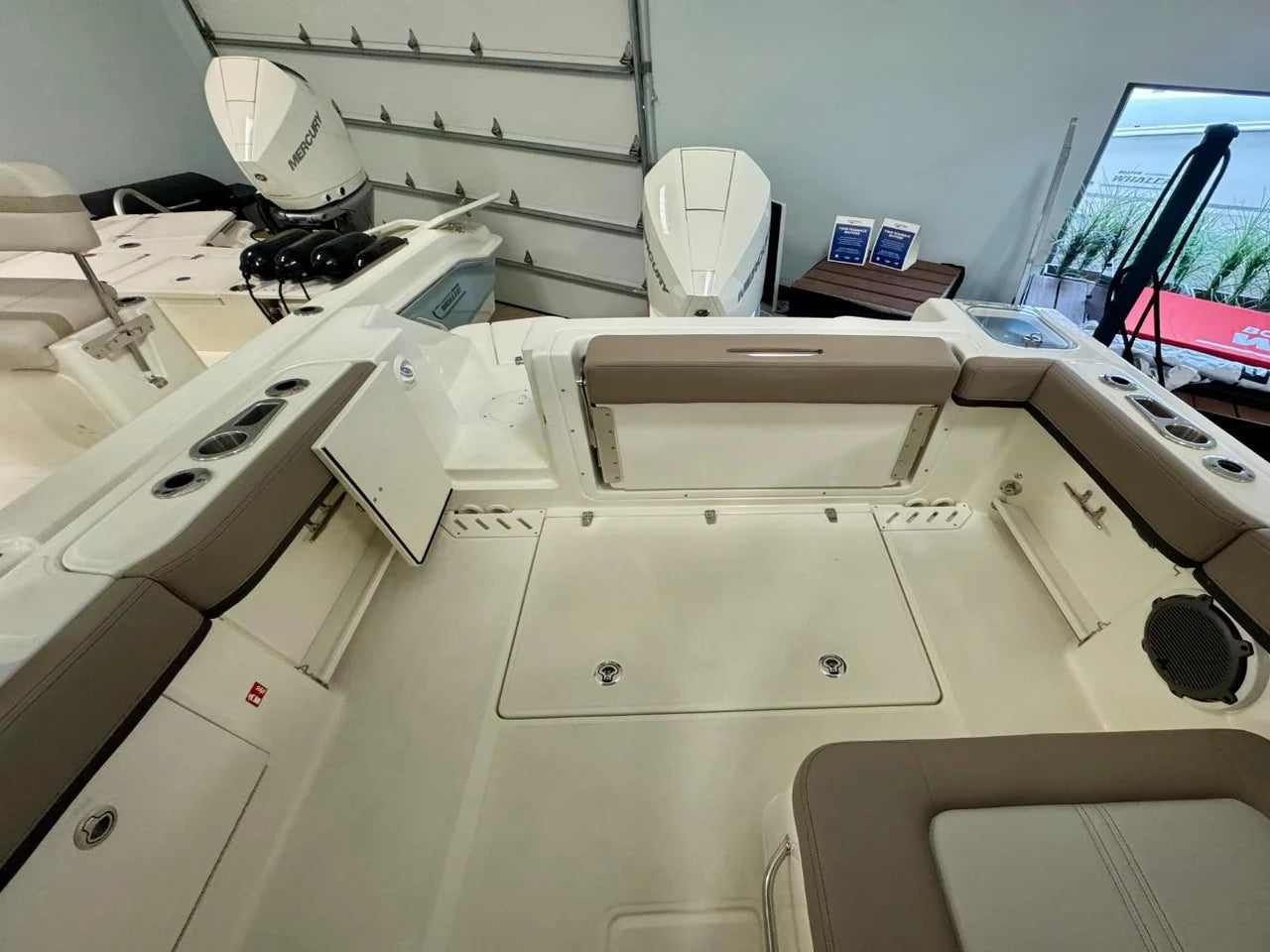 2026 Boston Whaler 240 Vantage 24.0 feet, Clearwater, Florida #8