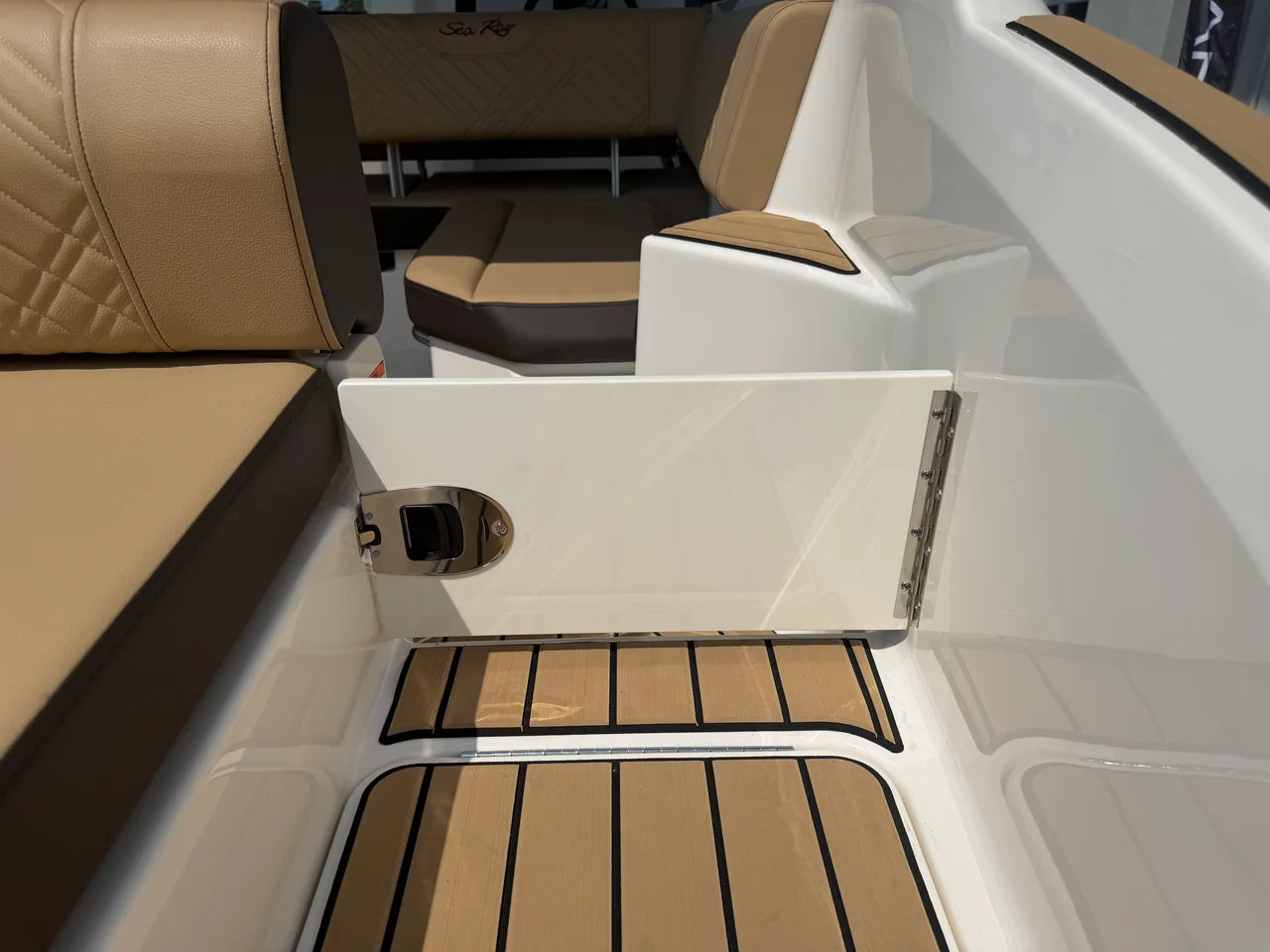 2026 Sea Ray SDX 250 Outboard 25.0 feet, Clearwater, Florida #23