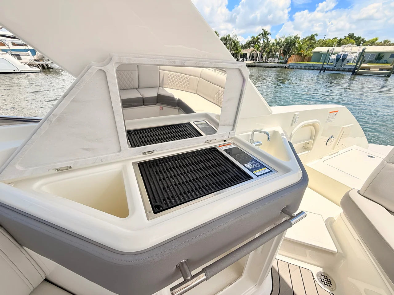 2026 Sea Ray SLX 310 Outboard 31.0 feet, Clearwater, Florida #45