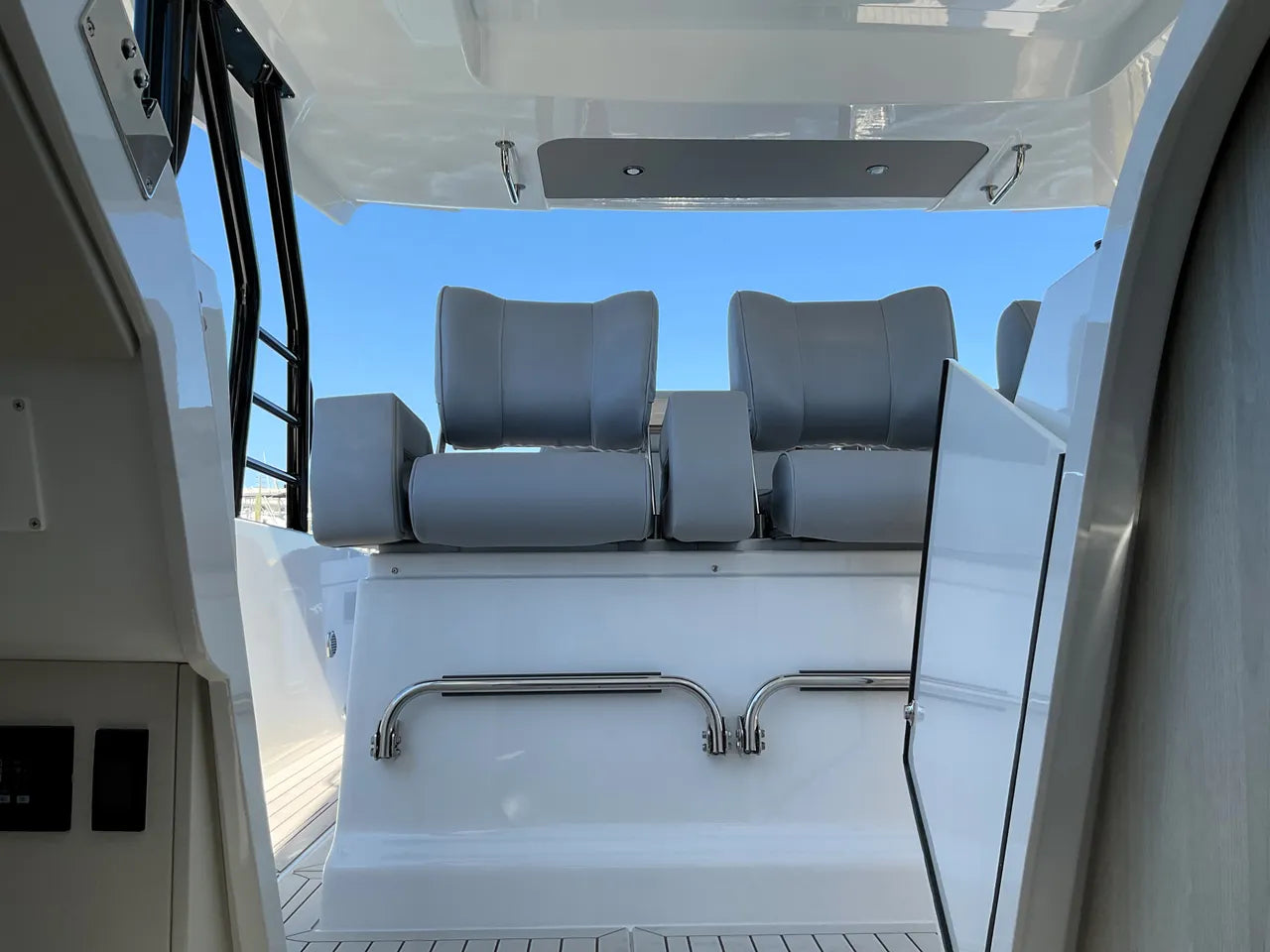 2026 Cruisers Yachts 38 VTR 38.0 feet, Clearwater, Florida #46