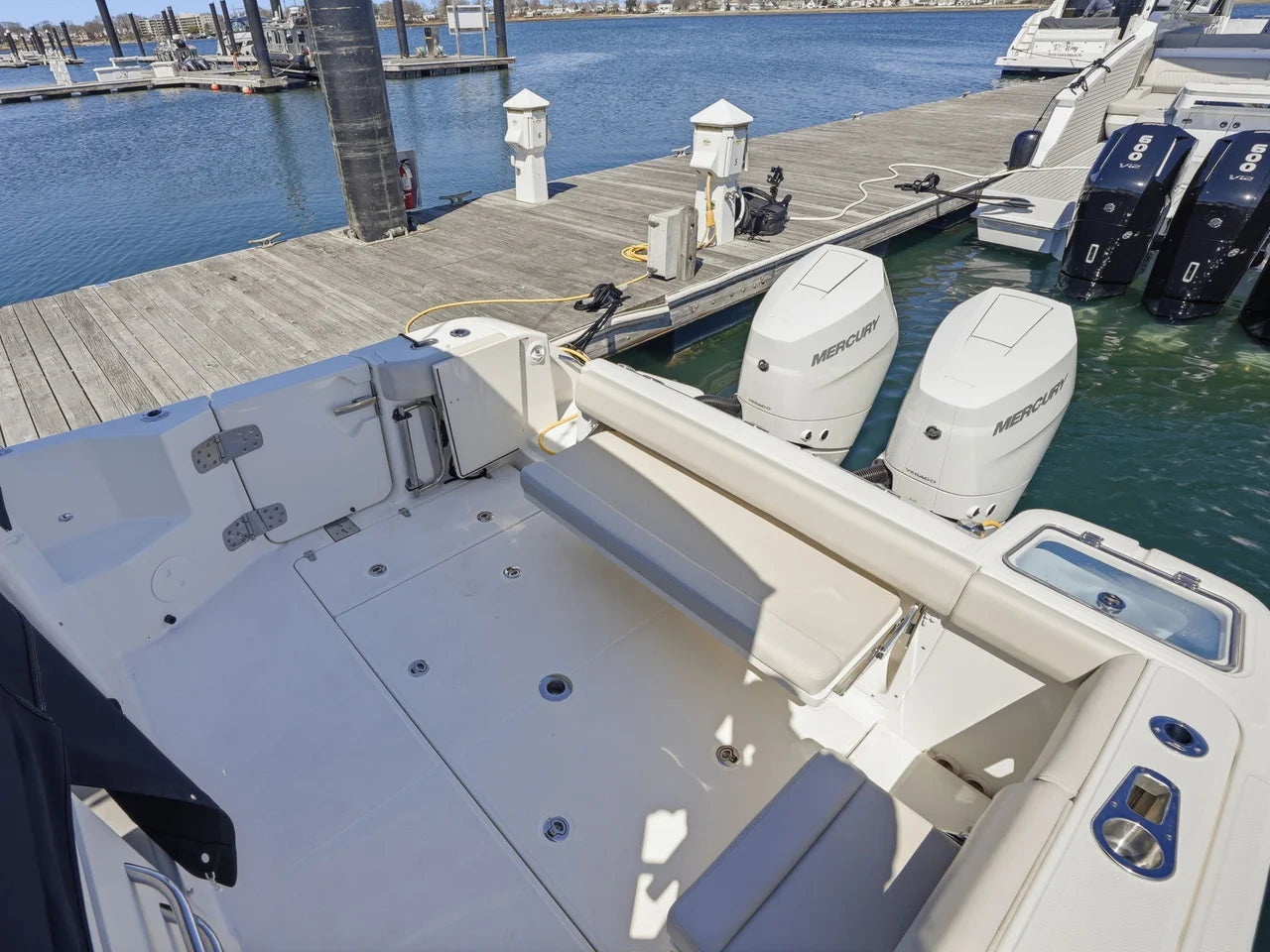 2026 Boston Whaler 325 Conquest 32.0 feet, Clearwater, Florida #7