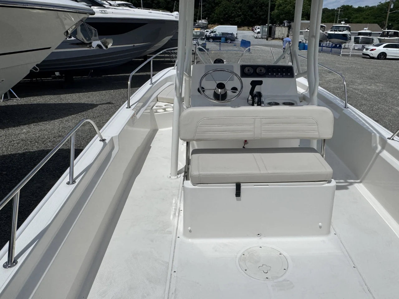 2026 Boston Whaler 190 Montauk 19.0 feet, Clearwater, Florida #8