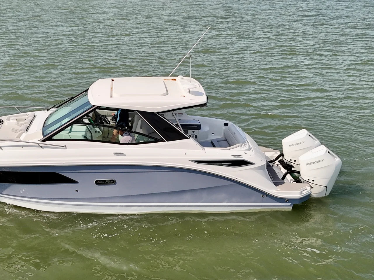 2026 Sea Ray Sundancer 320 Outboard 32.0 feet, Clearwater, Florida #4