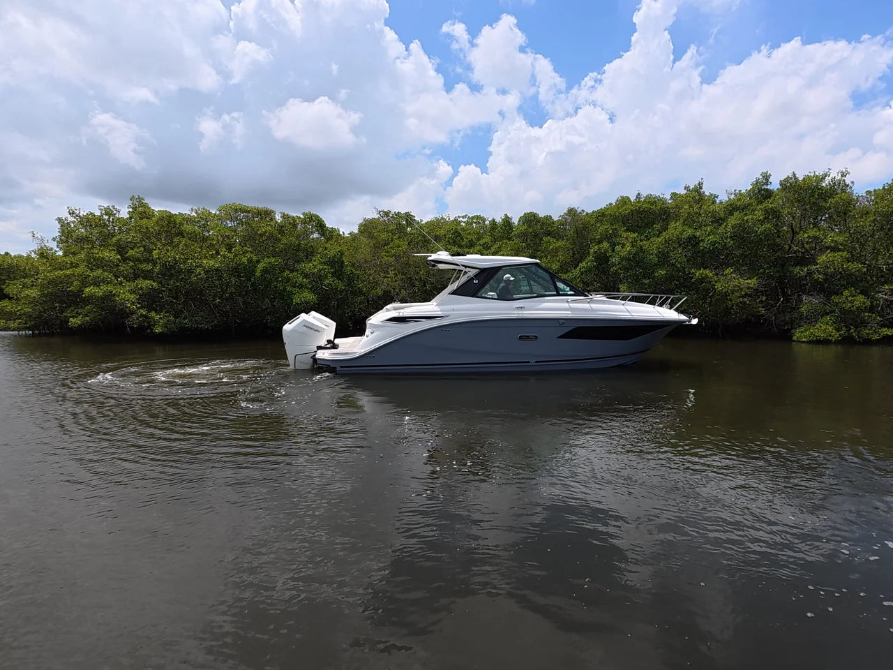 2026 Sea Ray Sundancer 320 Outboard 32.0 feet, Clearwater, Florida #13