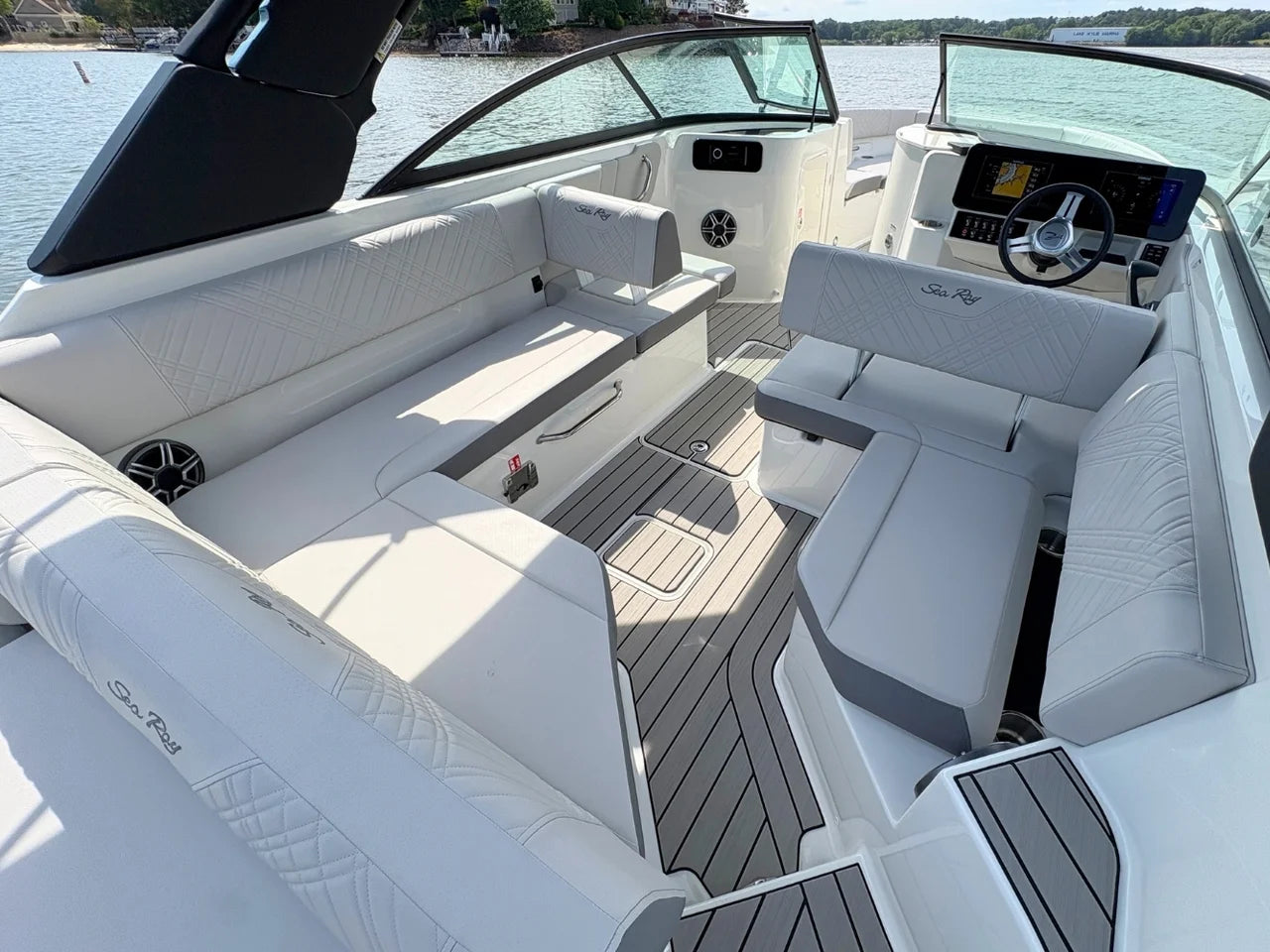 2026 Sea Ray SDX 250 Outboard 25.0 feet, Clearwater, Florida #16